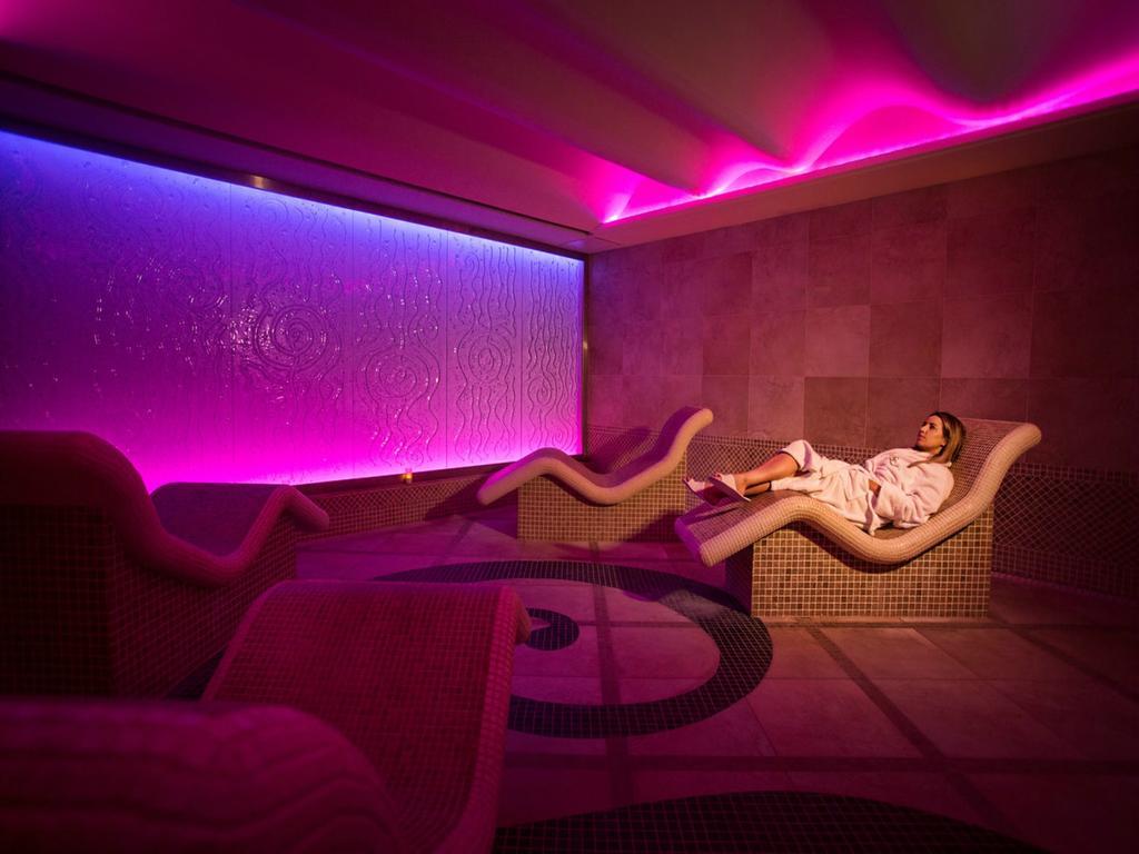 Carrickdale Hotel & Spa ダンドーク エクステリア 写真