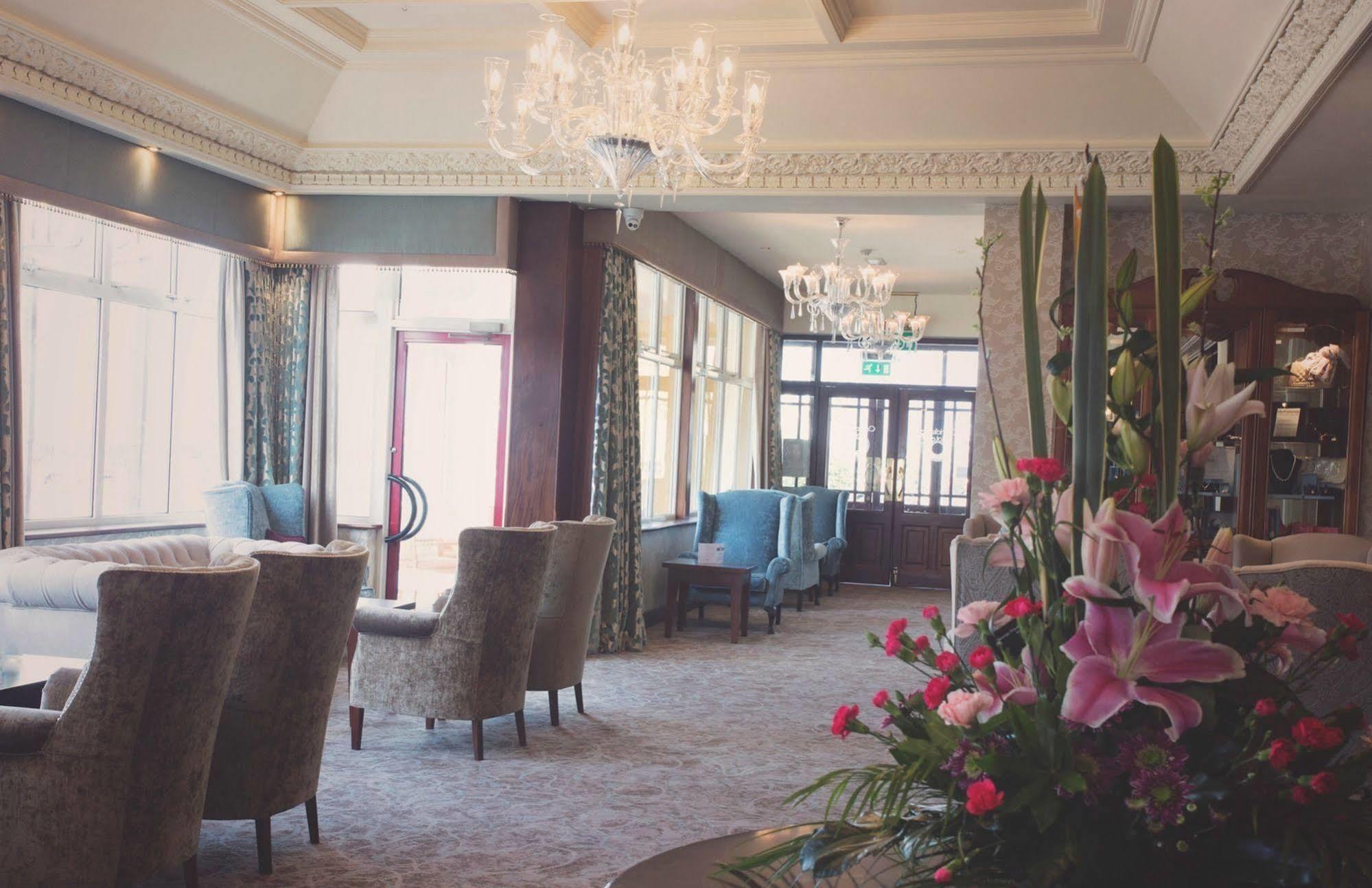Carrickdale Hotel & Spa ダンドーク エクステリア 写真