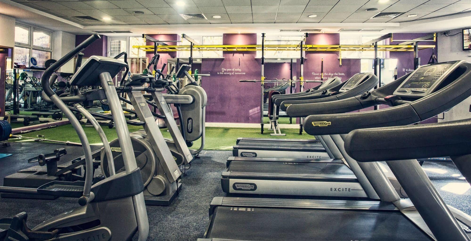 Carrickdale Hotel & Spa ダンドーク エクステリア 写真