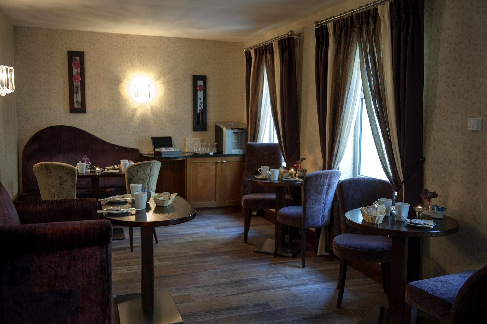 Carrickdale Hotel & Spa ダンドーク エクステリア 写真